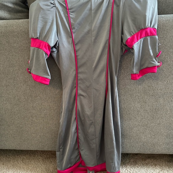 Used Women’s Small Stewardess Halloween Costume - Picture 6 of 7